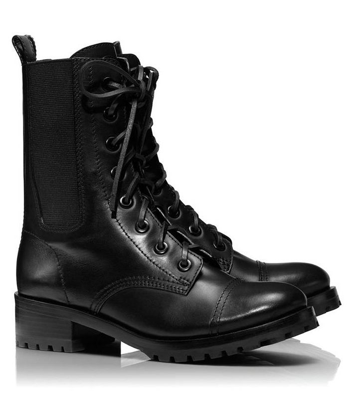 حذاء محارب Combat Shoes من ماركة Tory Burch لشتاء 2015