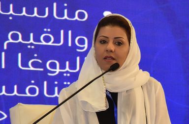 رئيسة اللجنة السعودية لليوغا نوف المروعي تًصنف ضمن أكثر 5 سيدات تأثيرًا في مجال اليوغا