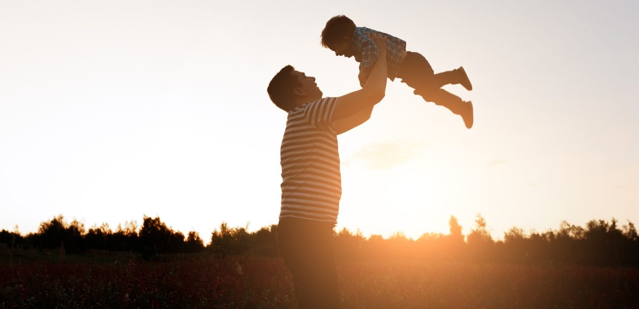 صفات في الرجل أساسيّة ليكون والدًا مثاليًا