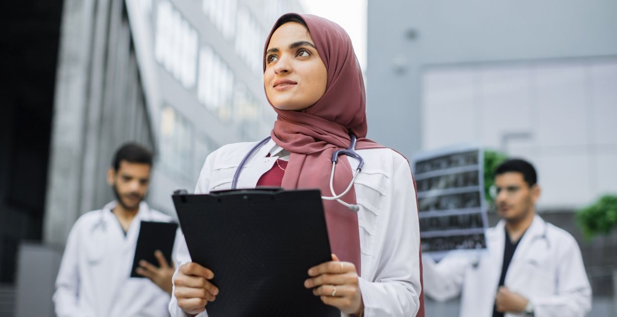 جامعات فيها تخصص طب طوارئ في السعودية
