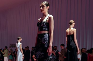 أسبوع الموضة في دبي - الصورة من انستغرام dubaifashionweek الرسمي